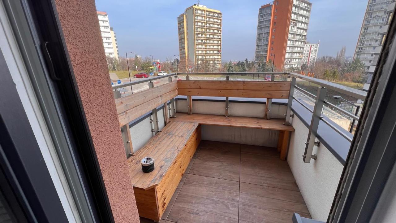 Air-Conditioned, 2 Room Apartment With Balcony, New Building Raca 布拉迪斯拉发 外观 照片
